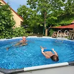 Rustikálny Vinohradnícky Dom S Kaďou * Dubova (Pezinok)