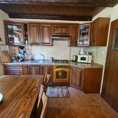 Rustikálny Vinohradnícky Dom S Kaďou Prázdninový dům