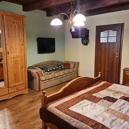 別荘 Rustikalny Vinohradnicky Dom S Kadou *